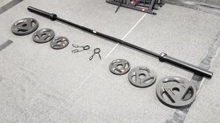 Free Weight Bar w/ 6 CAP Weights
