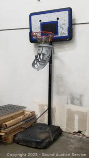 Lifetime Basketball Hoop w/Shoot-Around Basket Accessory