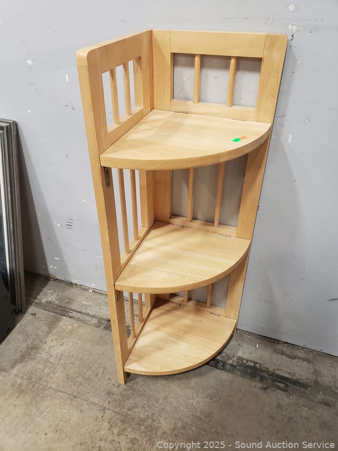 08/01/25 SAS Air Hockey Table, Country Furniture Online Auction