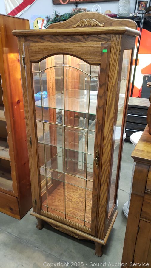 08/01/25 SAS Air Hockey Table, Country Furniture Online Auction