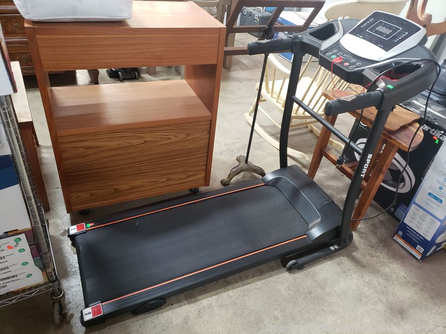 08/01/25 SAS Air Hockey Table, Country Furniture Online Auction