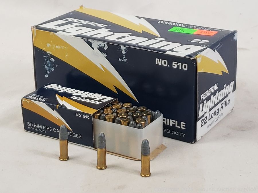 08/01/25 SAS Air Hockey Table, Country Furniture Online Auction