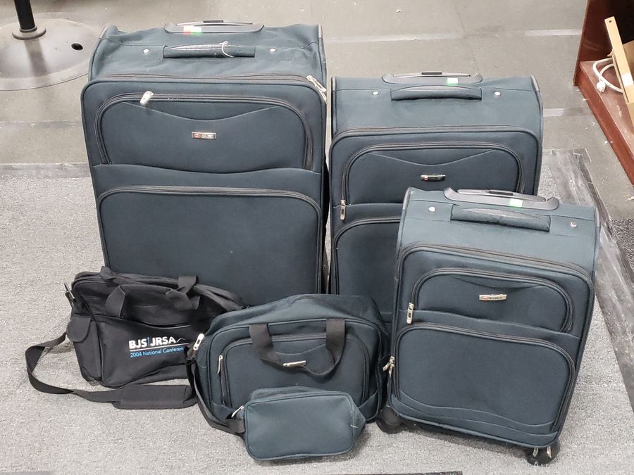 08/01/25 SAS Massage Chair, Furniture, Household Online Auction