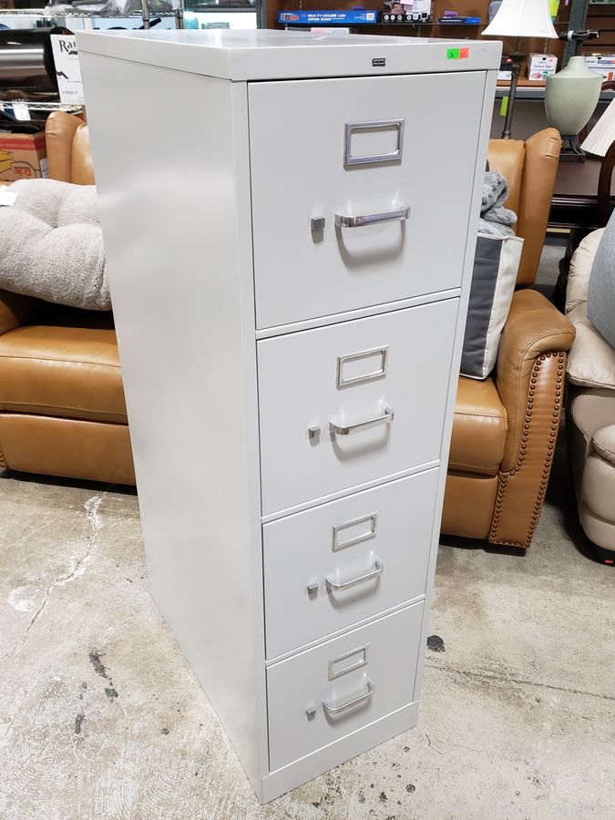 08/19/25 SAS Nursery Plants, Gold/Silver, Furniture Online Auction