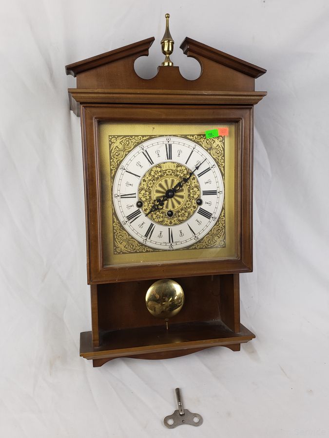 08/19/25 SAS Recliners, Freezer, Video Games, Toys Online Auction