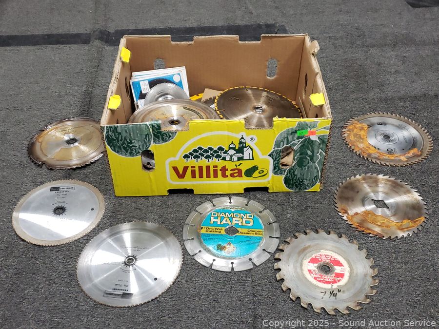 08/19/25 SAS Recliners, Freezer, Video Games, Toys Online Auction