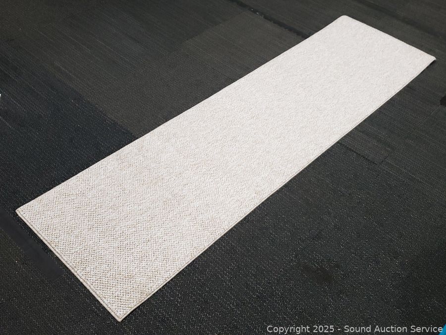 08/19/25 SAS Recliners, Freezer, Video Games, Toys Online Auction