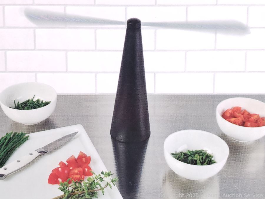 08/19/25 SAS Recliners, Freezer, Video Games, Toys Online Auction