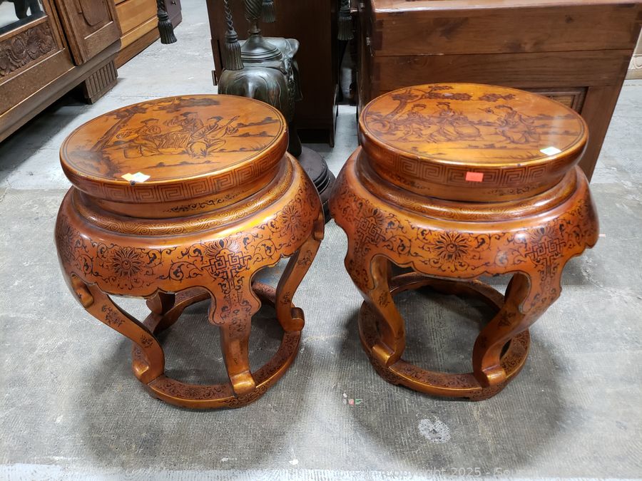 SAS Antique Furniture, Porcelain Figures, Household Online Auction