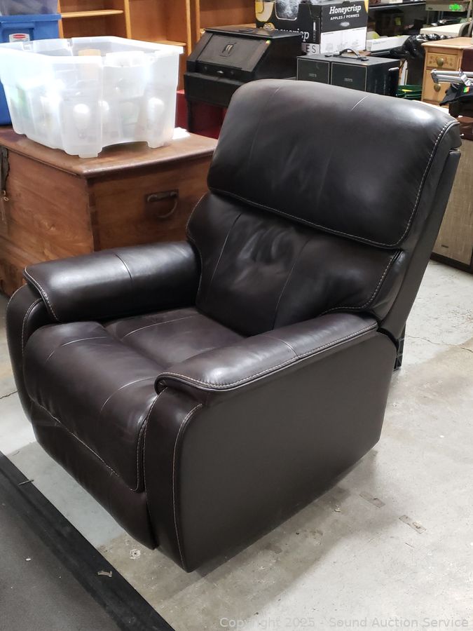 SAS Phonographs, Tools, Furniture Online Auction