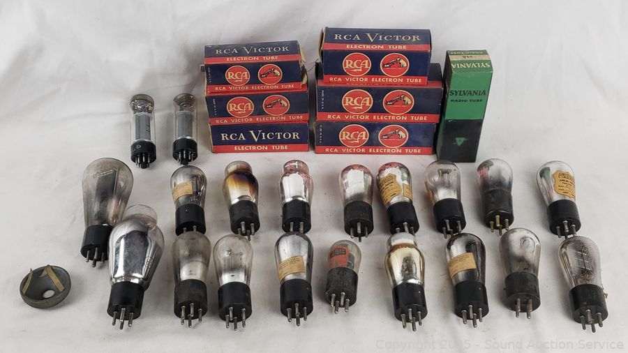 SAS Phonographs, Tools, Furniture Online Auction