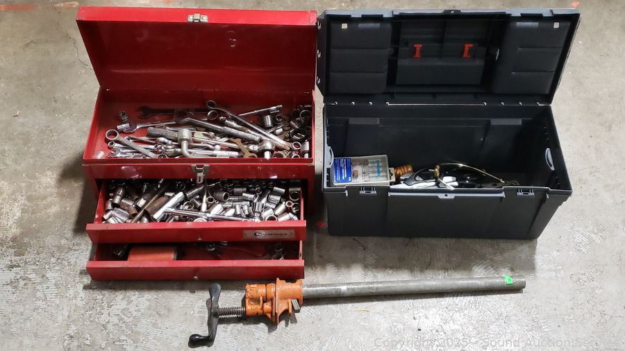 SAS Phonographs, Tools, Furniture Online Auction