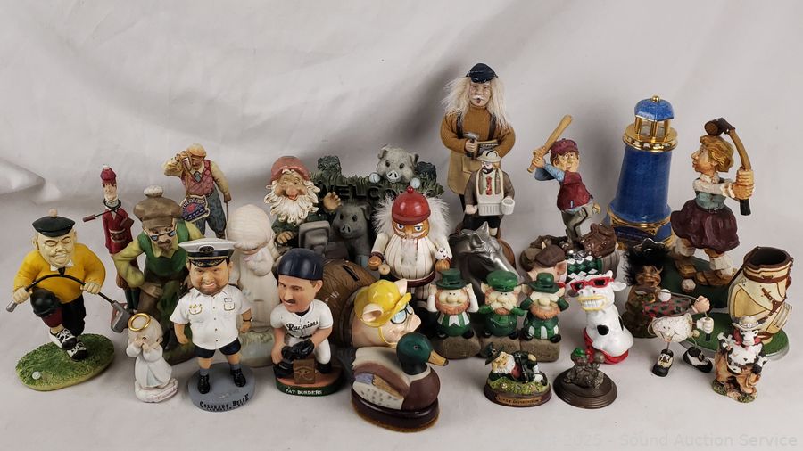 SAS Phonographs, Tools, Furniture Online Auction