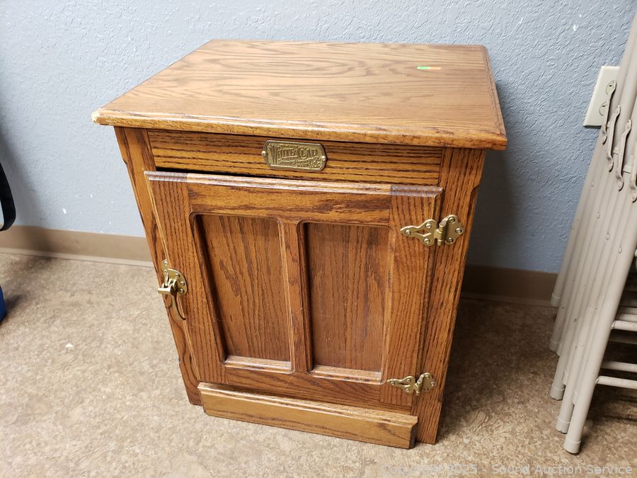 SAS Phonographs, Tools, Furniture Online Auction