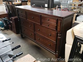 Ashley Furniture Cherry 7-Drawer Dresser 