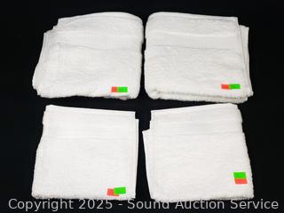 White Cotton Purely Indulgent 2 Washcloths & 2 Hand Towels