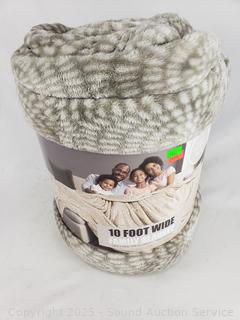 Life Comfort 10ft x 10ft Plush Family Blanket 