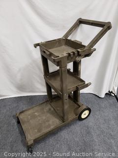 Rubbermaid Cleaning Cart