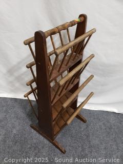 Vintage Chairside Book/Magazine Rack w/Spindle Turnings