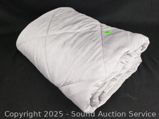 Gray Quilted Cooling Throw Blanket