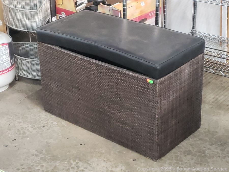SAS Bedroom Set, Appliances, Silver, Household Online Auction
