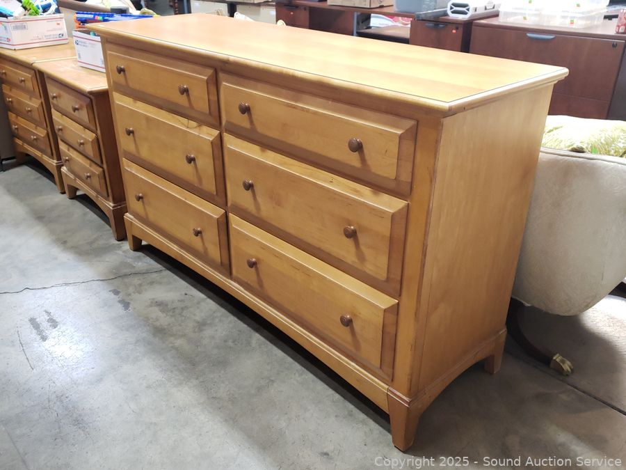 SAS Lightsabers, Antique Furniture Big Online Auction