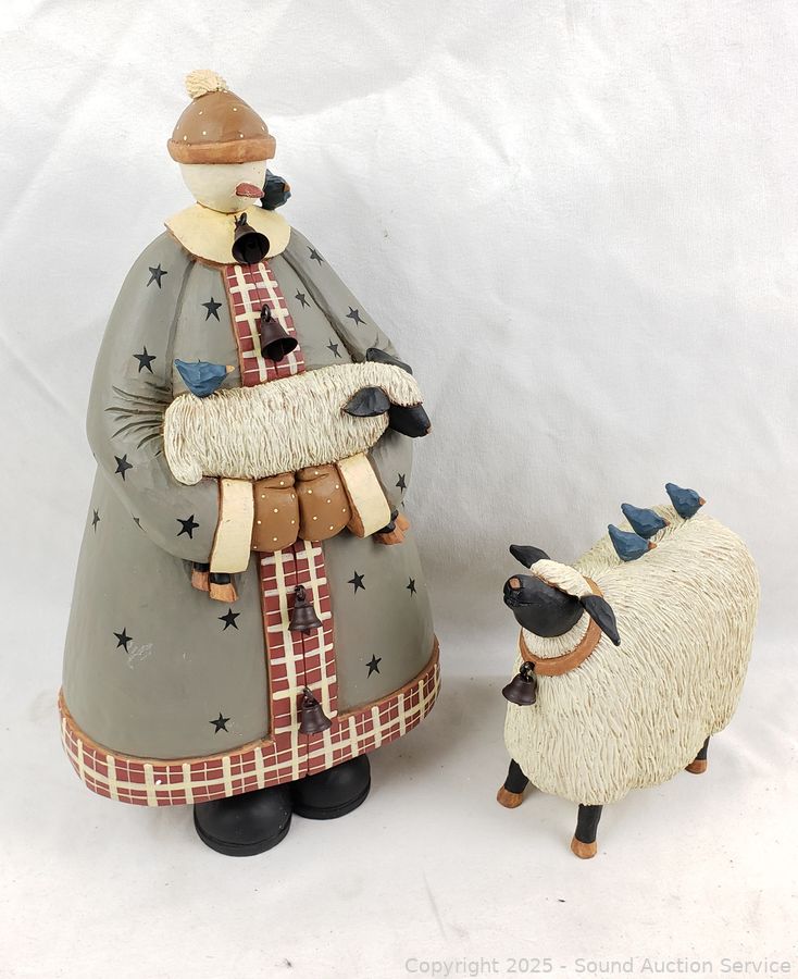 SAS Christmas Décor, Antiques, Dolls Online Auction