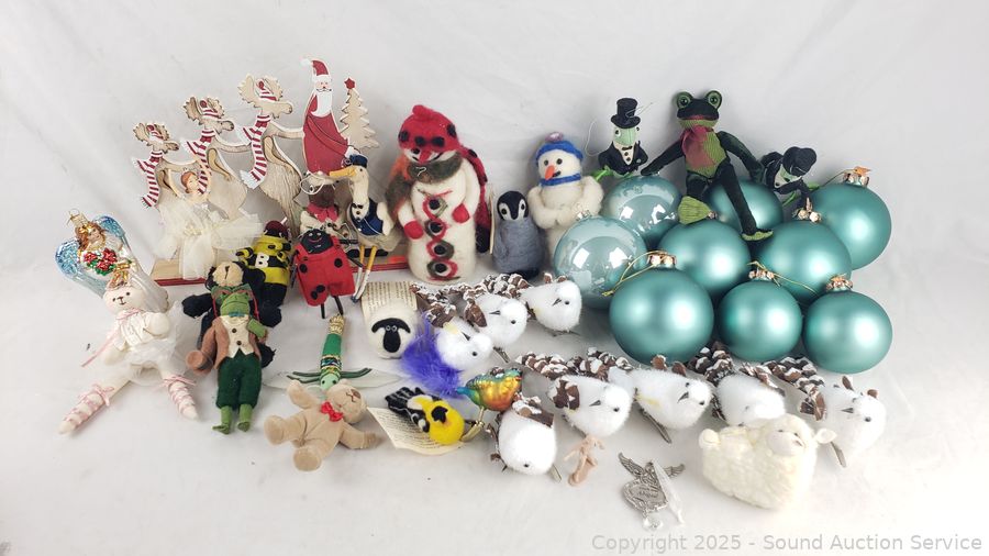 SAS Christmas Décor, Antiques, Dolls Online Auction