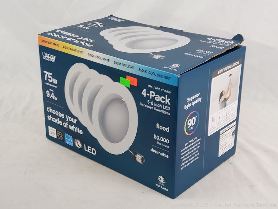 SAS Christmas Décor, Antiques, Dolls Online Auction