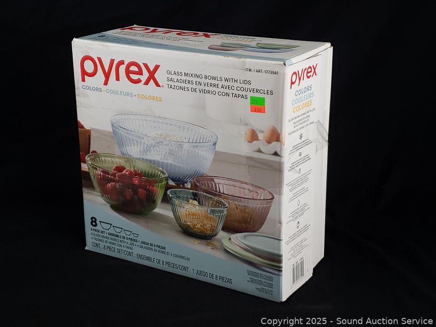 SAS Christmas Décor, Antiques, Dolls Online Auction