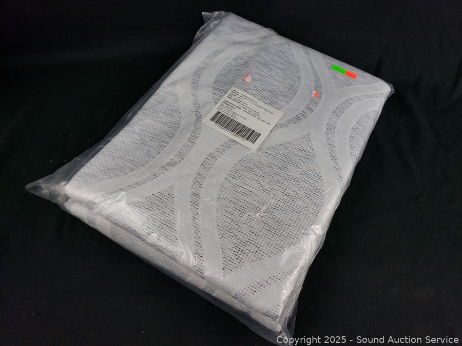 SAS Christmas Décor, Antiques, Dolls Online Auction