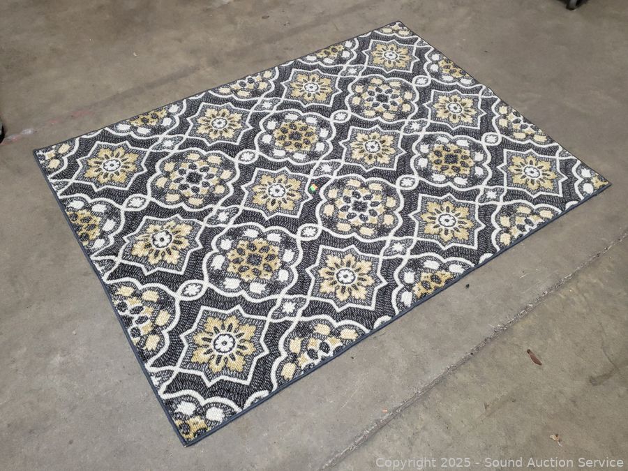 SAS Fine Men’s Watches, Fitness, Household Online Auction