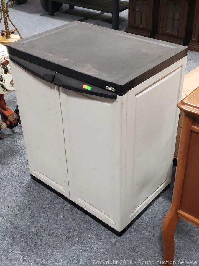 SAS Silver Bars, Silver Dollars, Ridgeway Clock Online Auction