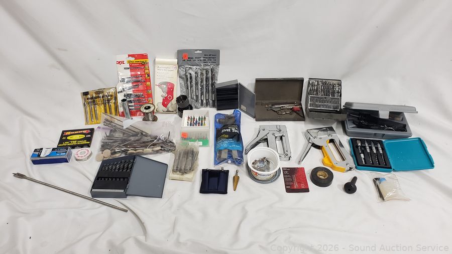 SAS Barbies, Victorian Sofas, PartyLite, Avon Online Auction