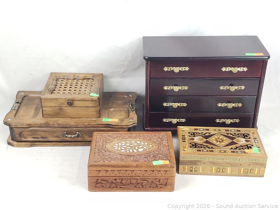 SAS Barbies, Victorian Sofas, PartyLite, Avon Online Auction