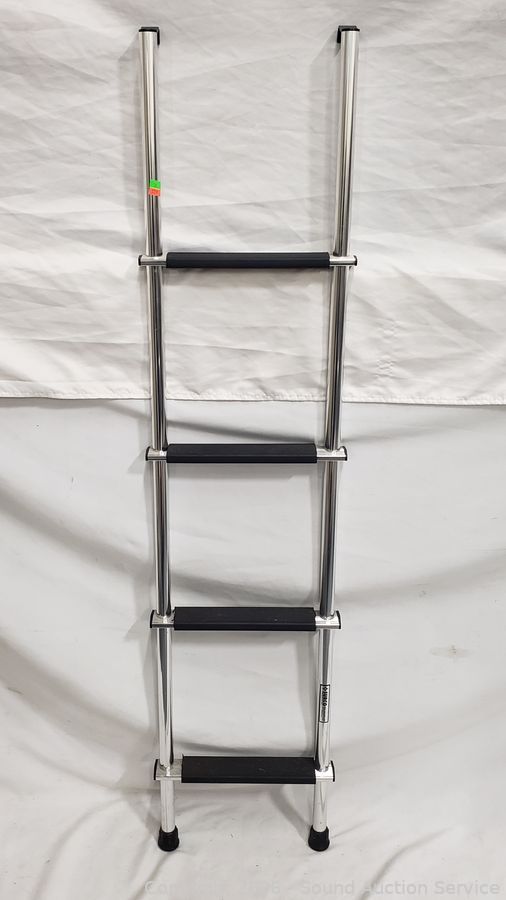 SAS Mini Van, Original Art, Household Online Auction