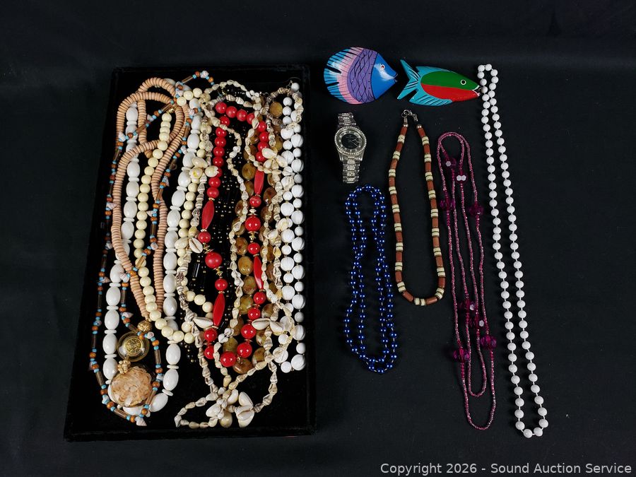 SAS Mini Van, Original Art, Household Online Auction