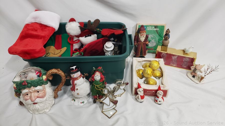 SAS Mini Van, Original Art, Household Online Auction