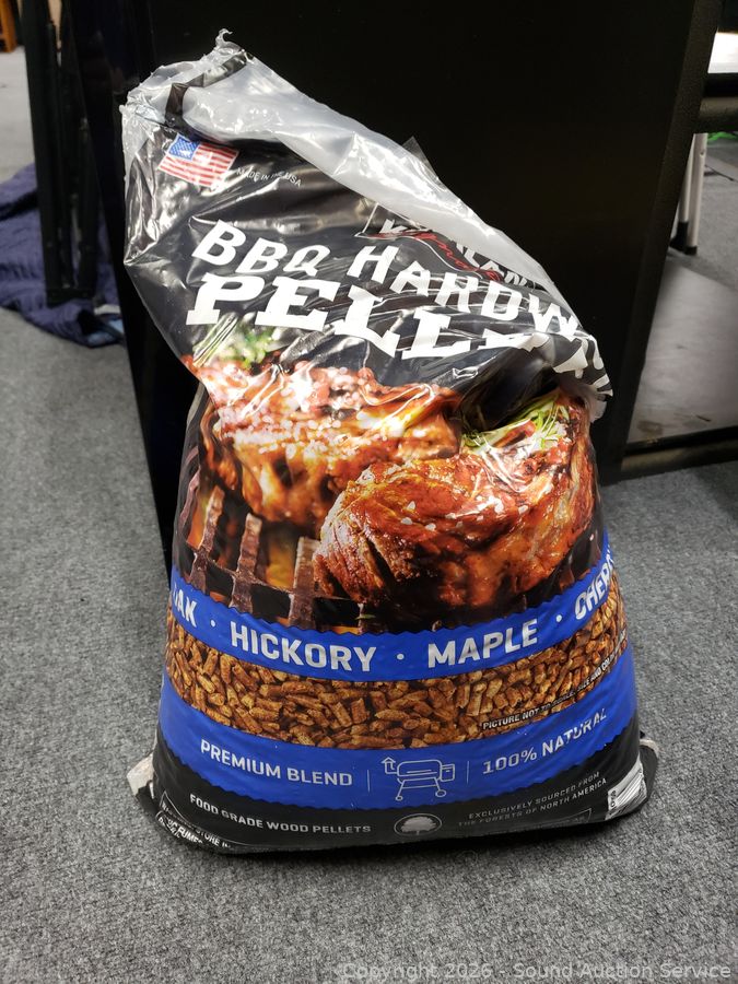 SAS Mini Van, Original Art, Household Online Auction