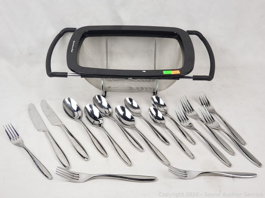 SAS Tools, Batik Fabric, Beer Signs Online Auction