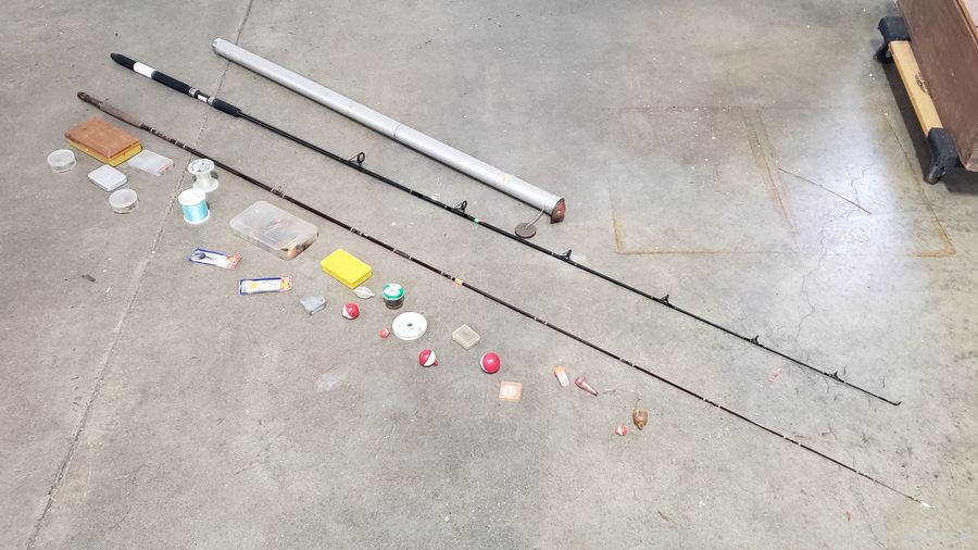 SAS Tools, Batik Fabric, Beer Signs Online Auction