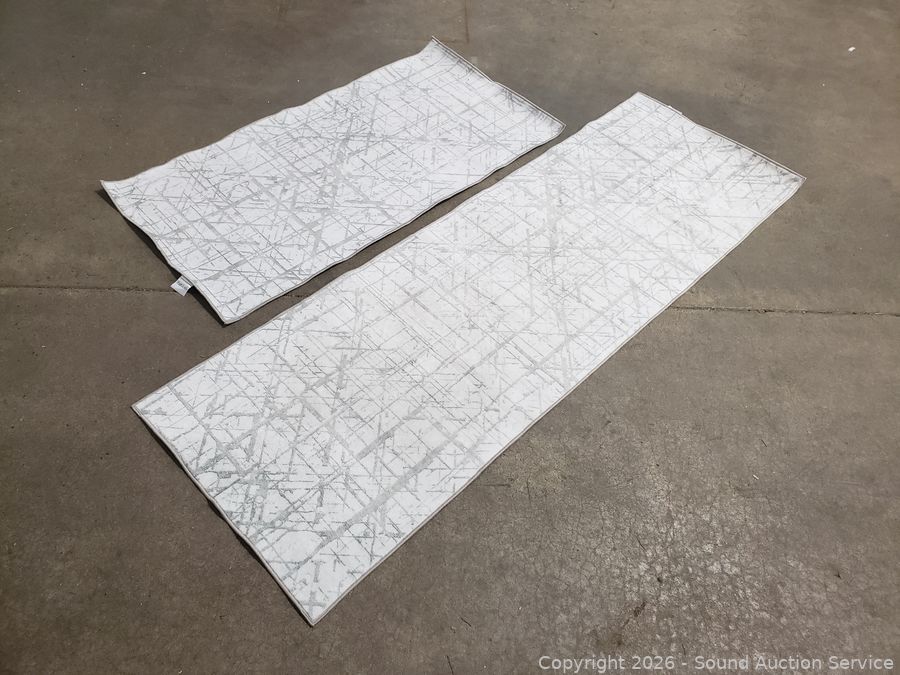 SAS Tools, Batik Fabric, Beer Signs Online Auction