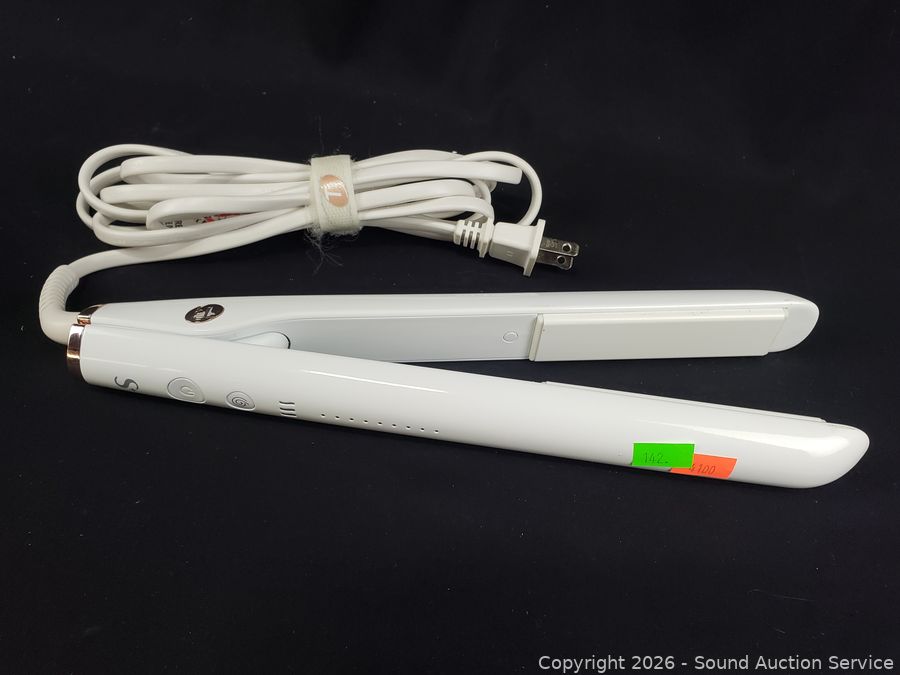 SAS Tools, Batik Fabric, Beer Signs Online Auction