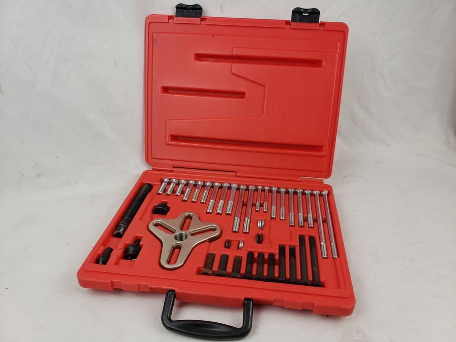 SAS Tools, Batik Fabric, Beer Signs Online Auction