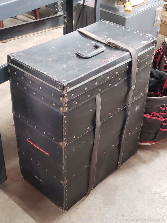 SAS Tools, Batik Fabric, Beer Signs Online Auction