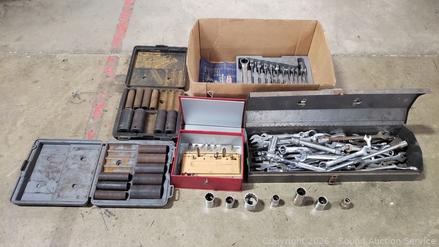 SAS Tools, Batik Fabric, Beer Signs Online Auction