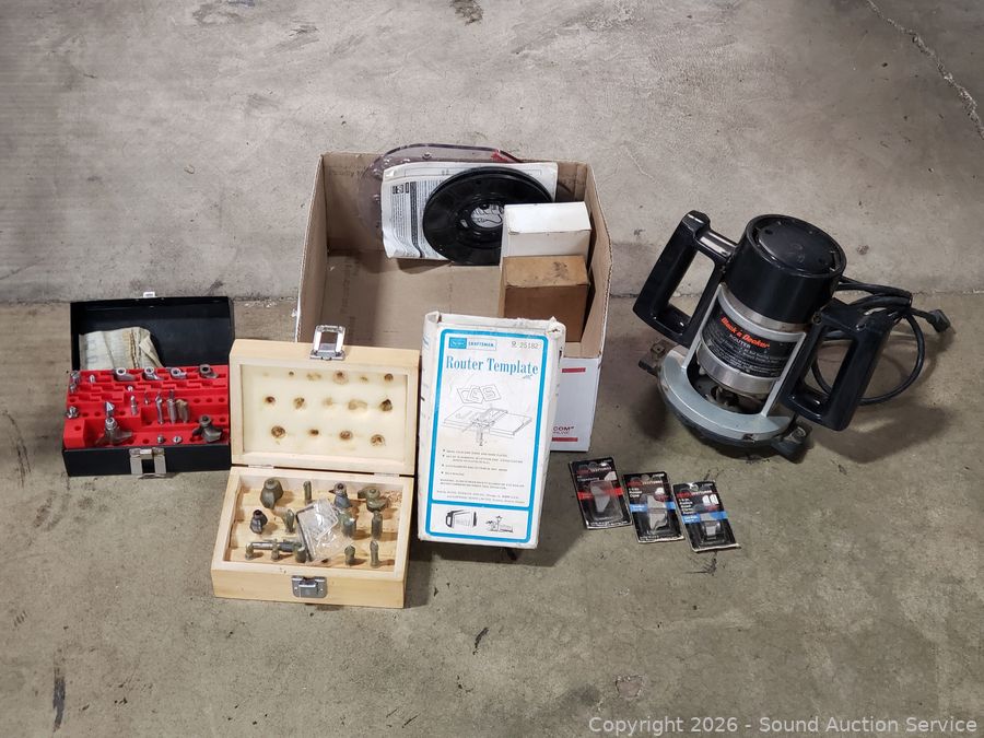 SAS Tools, Batik Fabric, Beer Signs Online Auction