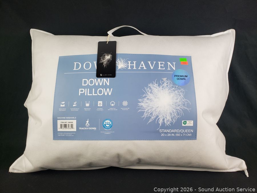 SAS Cub Cadet Lawn Tractor, Reloading Online Auction