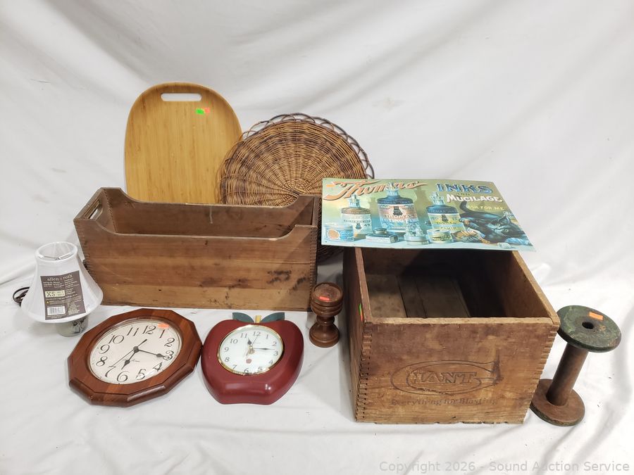 SAS Cub Cadet Lawn Tractor, Reloading Online Auction