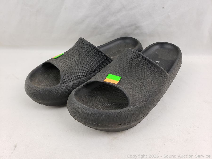 SAS Cub Cadet Lawn Tractor, Reloading Online Auction